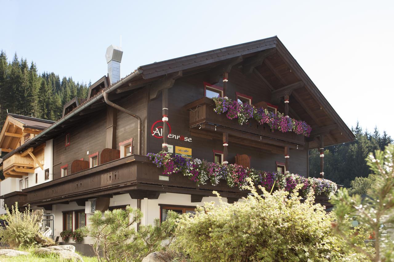 Alpenrose Hotel-Garni Gerlos Eksteriør bilde