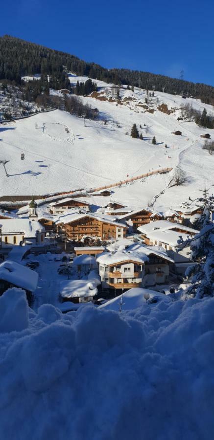 Alpenrose Hotel-Garni Gerlos Eksteriør bilde