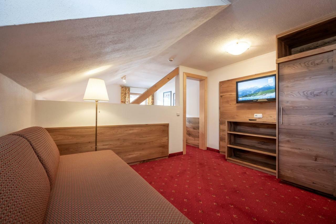 Alpenrose Hotel-Garni Gerlos Eksteriør bilde